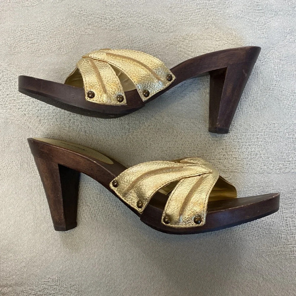 Vintage Bronx Wooden Heels - Picture 3 of 12